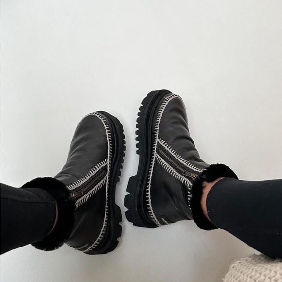 Anthropologie NWT Laidback London Setsu Side Zip Ankle Boot Black Leather warm❤️ - Picture 8 of 14